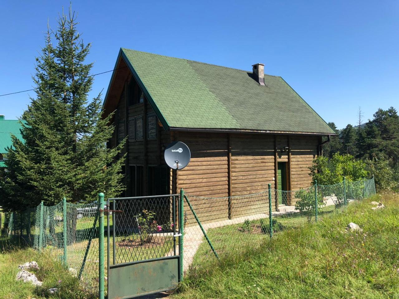Kuca U Borju - House In Pines Apartment Zabljak  Exterior photo